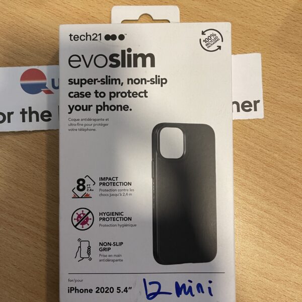 The Tech21 EvoSlim iPhone 13 mini & 12 mini - Image 3