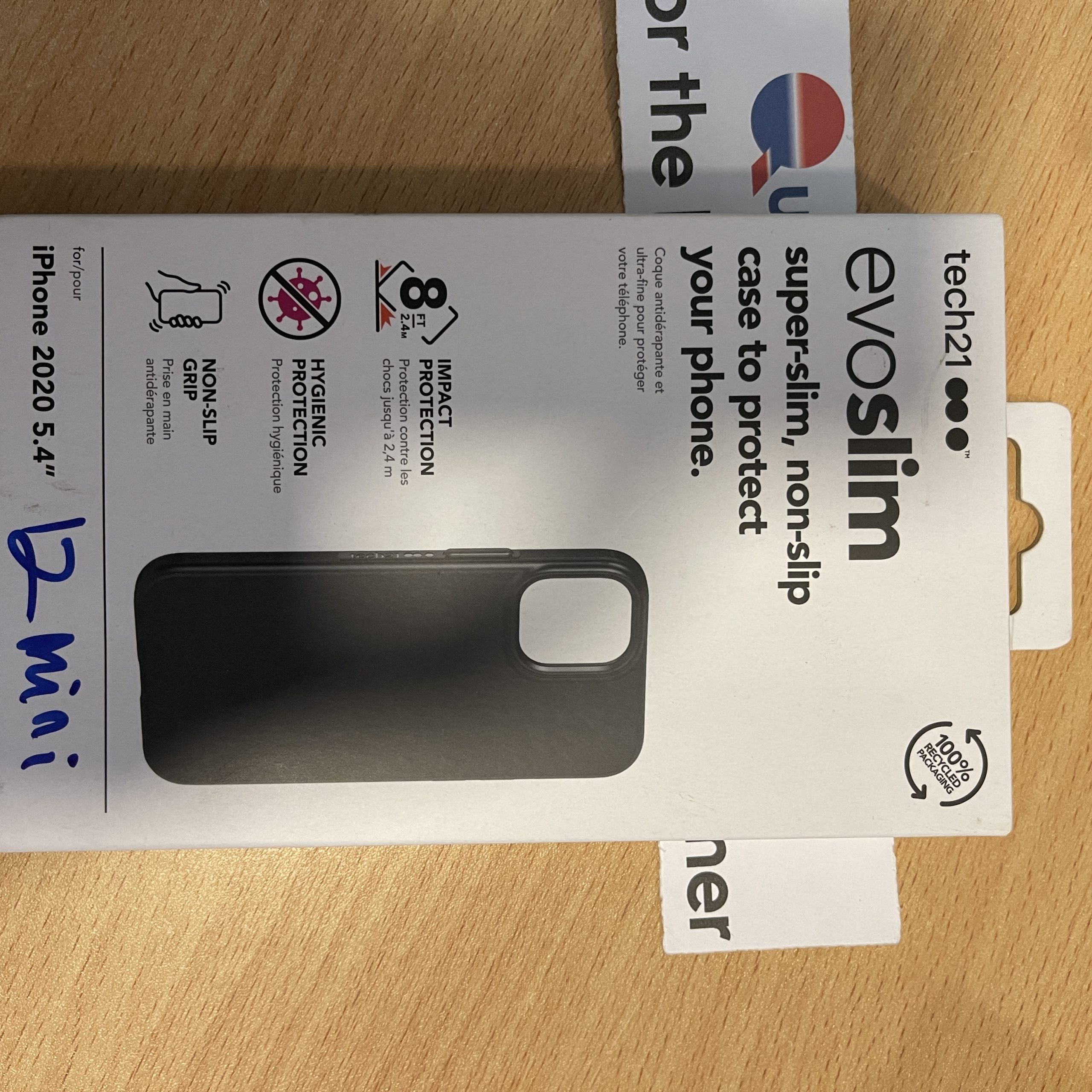 The Tech21 EvoSlim iPhone 13 mini & 12 mini 3 The Tech21 EvoSlim iPhone 13 mini & 12 mini - Image 3