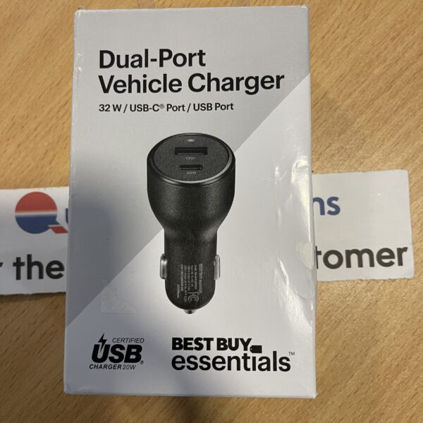  Best Buy Essentials Dual Port Vehicle Charger - 32W with USB-C and USB Ports - Image 3