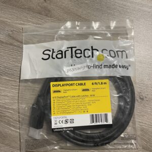 DisplayPort Cable