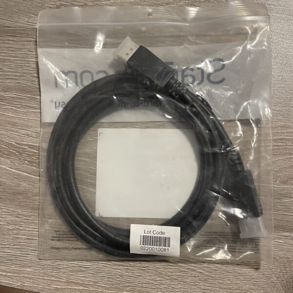 StarTech DisplayPort Cable - 6 ft (DP6L) - Image 2