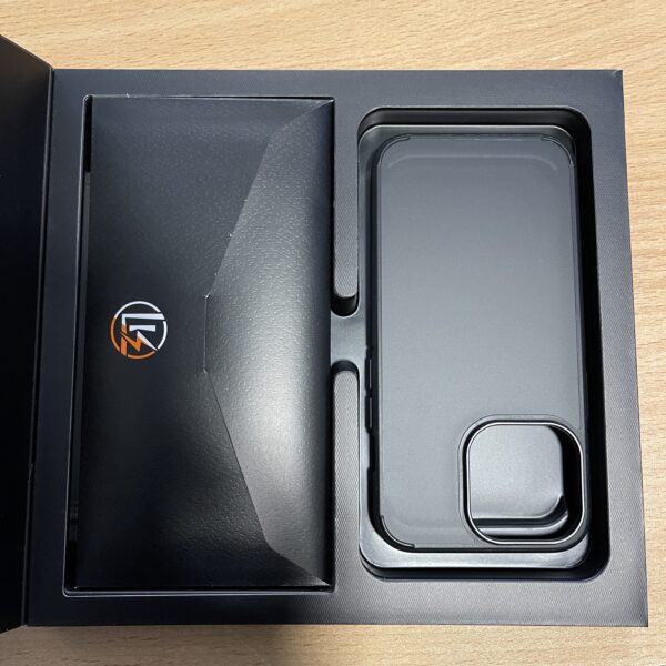 IPhone 13 Pro Case - 5 In 1 - Image 4
